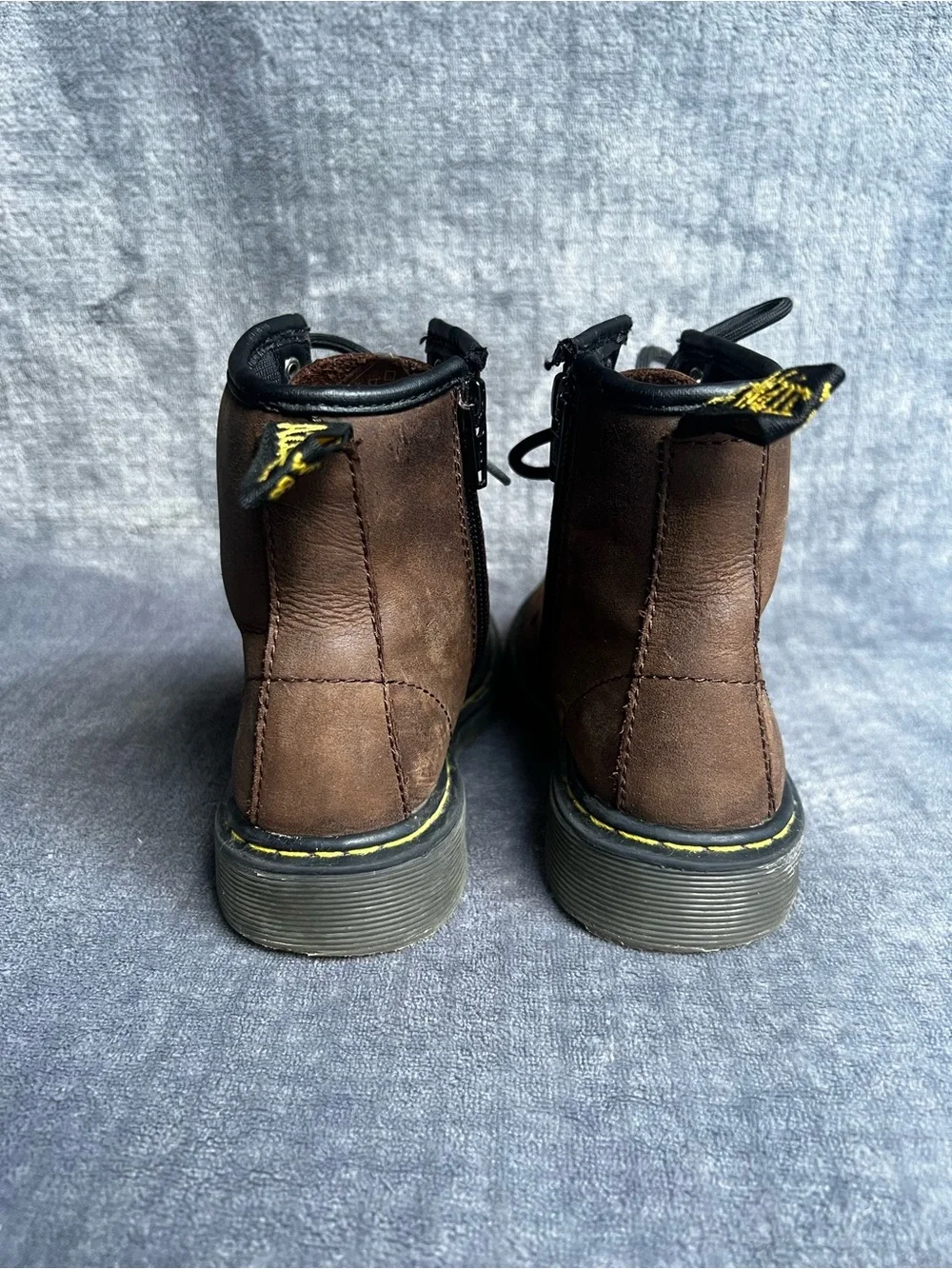 Dr Martens Little Kids Size 1 Brown Leather 8 Eye Ankle Boots AW004 Grunge Boho
